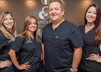 3 Best Gynecologists in Miami, FL - Expert Recommendations