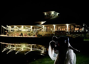 Cincinnati Wedding Photographers Images by Daniel Michael Photography