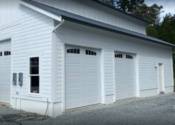 Tacoma garage door repair Independent Garage Doors LLC