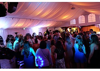 Seattle Djs Injoy Entertainment