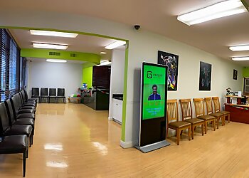 Fresno Orthodontists Ishkhan John Bayrakdarian, DMD - UNIQUE ORTHODONTICS