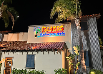 Islands Fine Burgers & Drinks - Santa Clarita, CA American Restaurants - Restaurant Exterior Image