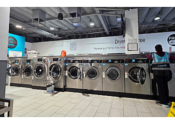 Sacramento Laundromats Its a Wash Howe/El Camino