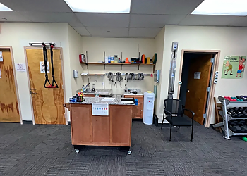 Yonkers Physical Therapists Ivan Hernandez, PT, DPT, OCS, SCS, FMS, CSCS - EXECUTIVE PARK PHYSICAL THERAPY