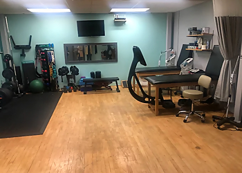 Yonkers Physical Therapists Ivan Hernandez, PT, DPT, OCS, SCS, FMS, CSCS - EXECUTIVE PARK PHYSICAL THERAPY