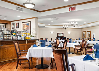 Simi Valley Assisted Living Facilities Ivy Park at Wood Ranch