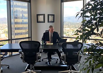 Santa Ana Personal Injury Lawyers J. Derek Pakiz, ESQ. - THE REEVES LAW GROUP