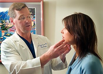 Kansas City Plastic Surgeon J. Douglas Cusick, MD, FACS - CUSICK PLASTIC SURGERY