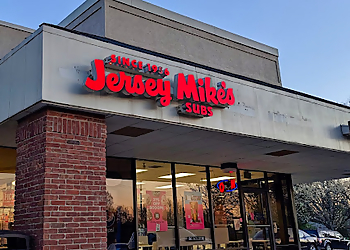 JERSEY MIKE S SUBS - Louisville, KY Sandwich Shops - Restaurant Entrance Image