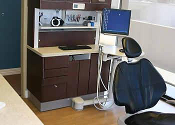 Newport Beach Dentists J. Foster Weems, DDS