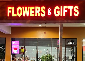 Pembroke Pines Florists J & J Flowers and Gifts Shop