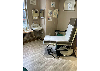 J John Hoy, DPM - Seattle, WA Podiatrists - Medical Equipment Image