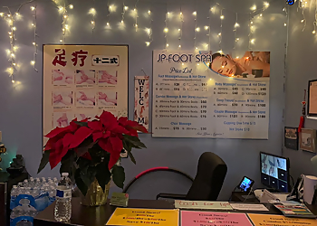 JP Foot Spa - Aurora, IL Massage Therapy - Reception Area Image