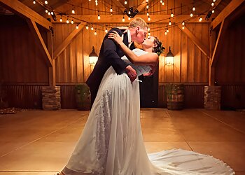 Overland Park Wedding Photographers JPShots