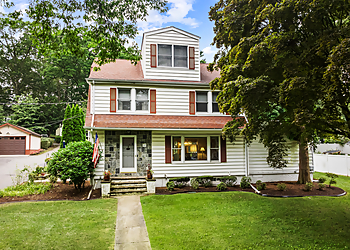 New Haven Real Estate Agents Jack Hill - SEABURY HILL REALTORS