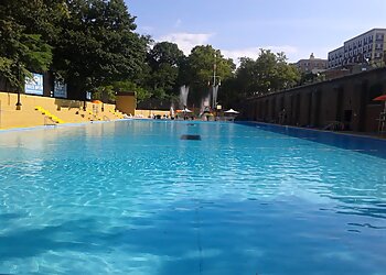 New York Recreation Centers Jackie Robinson Recreation Center