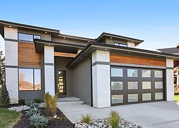 Jackie Stahl - Olathe, KS Real Estate Agents - Service Highlights