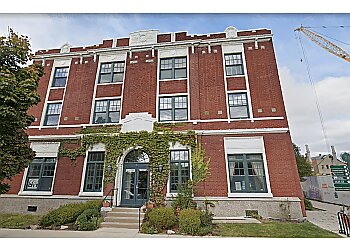 Detroit Pediatric Optometrists Jacquelyn Williams-Blakey OD - SHARPER VISION