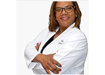 Detroit pediatric optometrist Jacquelyn Williams-Blakey OD - SHARPER VISION