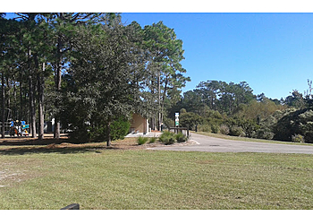 Wilmington Hiking Trails James E.L. Wade Park