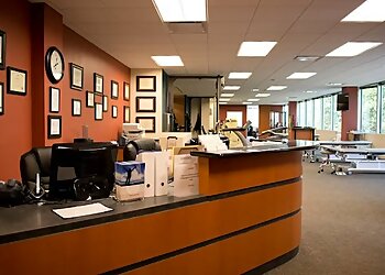 Austin Physical Therapists James T. Harris, PT, DPT, OCS, FAAOMPT - AUSTIN MANUAL THERAPY ASSOCIATES