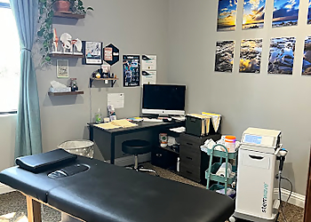 Jamie Pribyl, PT, DPT, MTC - HEALING HANDS PHYSICAL THERAPY AND BODYWORK - Reno, NV Physical Therapists - Treatment Room Image