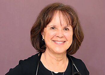 Jane Rudolph E, MD - CHILD & ADOLESCENT HEALTHCARE ASSOCIATES Waterbury Pediatricians image 1