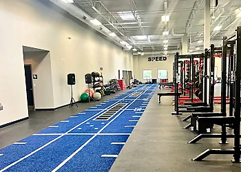 Janelle Smith, DPT, OCS - EVOLVE PHYSICAL THERAPY AND SPORTS MEDICINE - Aurora, IL Physical Therapists