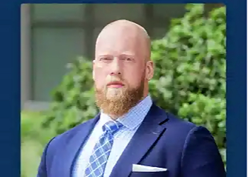 Jared Olen - OLEN FIRM Jared Olen - Pasadena, CA DWI & DUI Lawyers - Lawyer Portrait Image