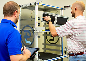 Jaron Kelley, PT, DPT - THERAPYSOUTH HUNTSVILLE - Huntsville, AL Physical Therapists - Doctor Working Image