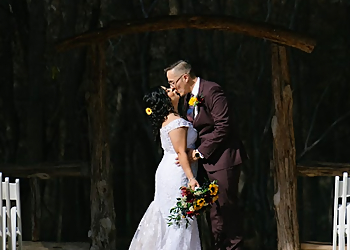 Round Rock Wedding Photographers Javier Carrera Photography