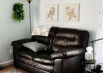 Davenport Marriage Counselors Jayne Naughton, LISW, CCTP - QC COUNSELOR