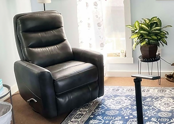 Davenport Marriage Counselors Jayne Naughton, LISW, CCTP - QC COUNSELOR