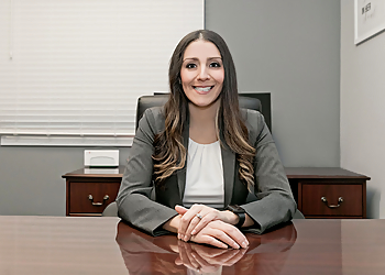 Davenport Divorce Lawyers Jazmin Newton - NEWTON LAW, PLC
