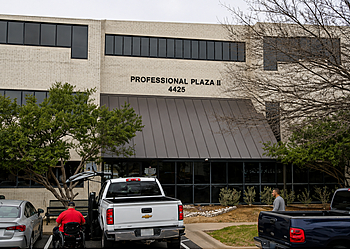 Jeffrey G. Stewart, MD - Carrollton, TX Primary Care Physicians - Clinic Exterior Image