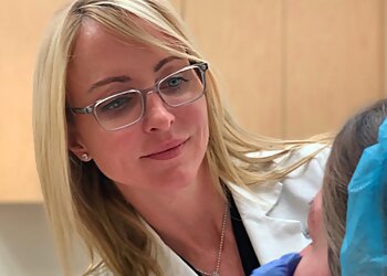 Seattle Dermatologists Jennifer Reichel, MD, FAAD - FRONTIER DERMATOLOGY