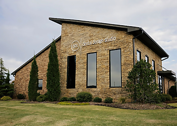 Norman Dentists Jennifer M. Jenkins, DDS - DENTAL DESIGN STUDIO