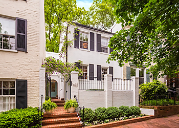 Washington Real Estate Agents Jennifer Smira - JENN SMIRA TEAM AT COMPASS REAL ESTATE