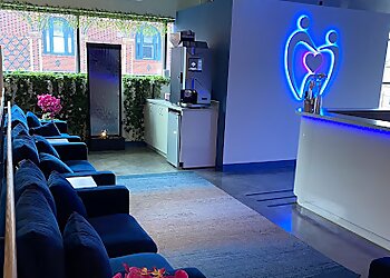 Philadelphia Kids Dentists Jenny, DMD - THE CHILDREN'S TOOTH SPA P.C.