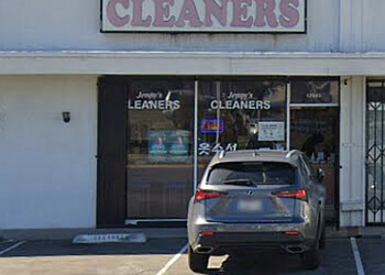 Jenny's Cleaners 