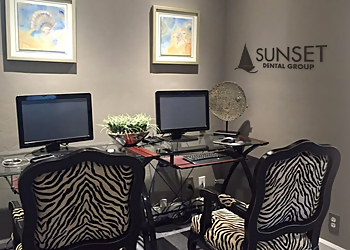 Santa Ana Cosmetic Dentists Jerry Kronquist, DDS - SUNSET DENTAL GROUP