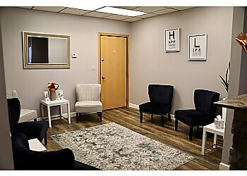 Phoenix Pediatric Optometrists Jesse Dominguez, OD - MOON VALLEY EYECARE