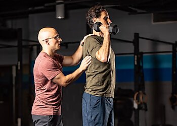 Washington Physical Therapists Jesse Lewis, DPT, OCS, CSCS - DISTRICT PERFORMANCE & PHYSIO