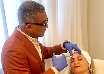 Miami Plastic Surgeon Jhonny Salomon, MD, FACS