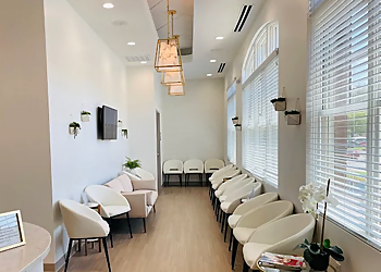 Knoxville Dermatologists Jill Salyards, DO, FAAD, FAOCD - REFINE DERMATOLOGY