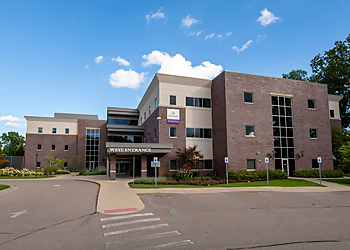 Ann Arbor Gynecologists Joanne Vicari, MD - TRINITY HEALTH IHA MEDICAL GROUP, OBSTETRICS & GYNECOLOGY