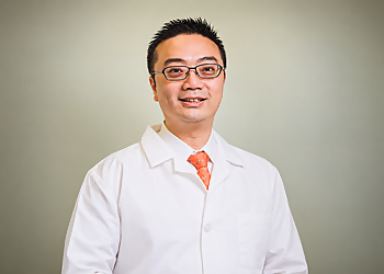 John Leung, MD, AGAF, FACAAI - Boston, MA Gastroenterologists - Doctor Portrait Image