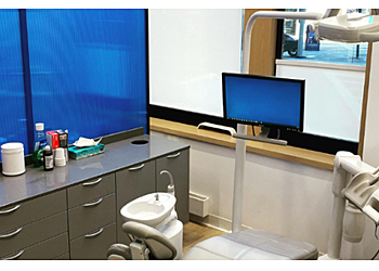 Boston Cosmetic Dentists John M. Wozny, DDS - THE SMILIST DENTAL BOSTON