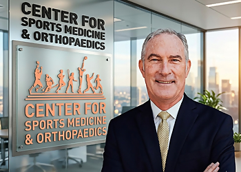John Nash, MD - CENTER FOR SPORTS MEDICINE & ORTHOPAEDICS John Nash, MD - Chattanooga, TN Orthopedics - Doctor Portrait Image