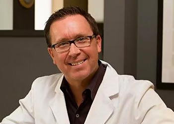 John P. Goodman, DDS Kansas City Cosmetic Dentists image 1